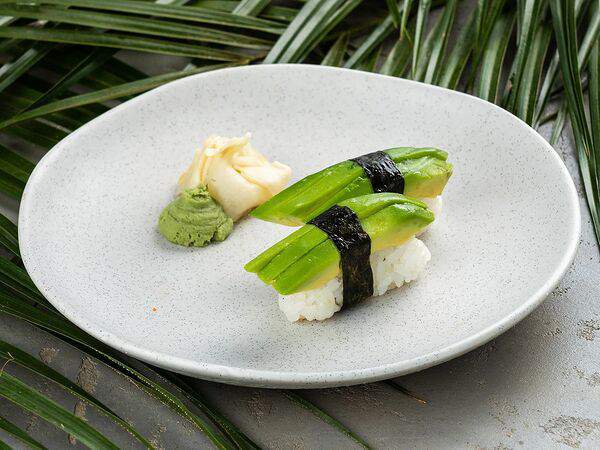 Yoki Cafe - 2 Нигири с авокадо