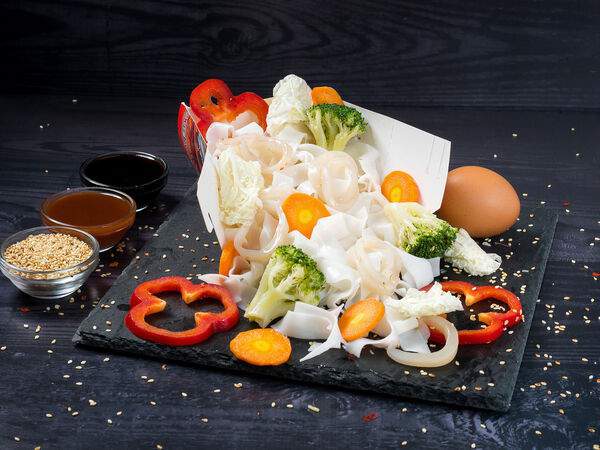 Redwok - Вок Кальмары в устричном соусе