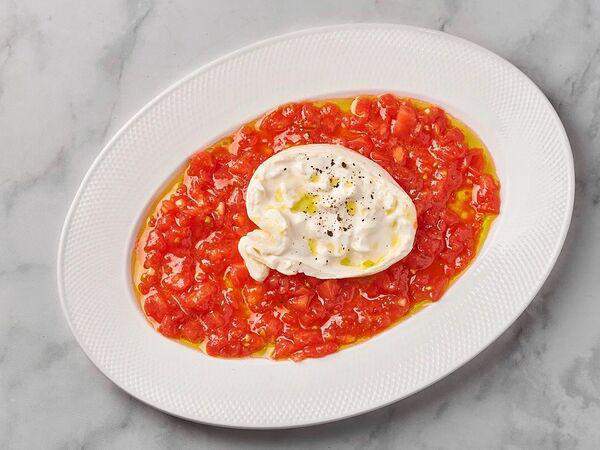 IL SOLO pizza & pasta - Буррата с томатной сальсой