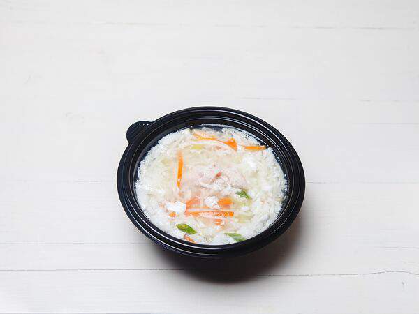 Суша - Куриный суп с яичной лапшой