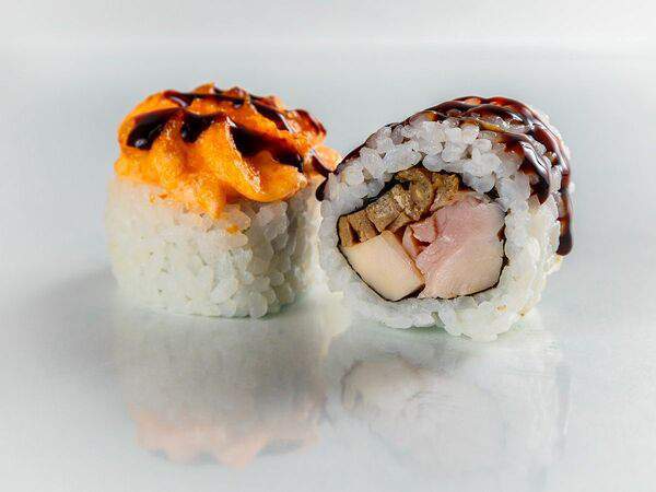 Sushi Fushi - Запеченный с курицей