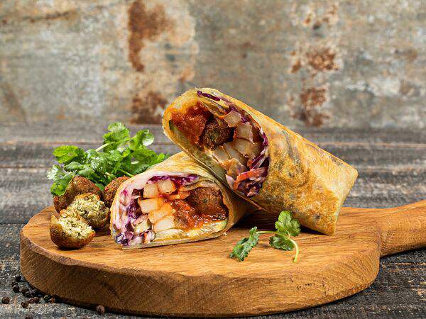 Франклинс Бургер - Ролл с фалафелем