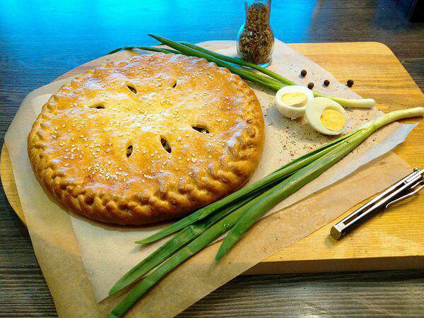 Домашняя пекарня - Пирог с зеленым луком и яйцом