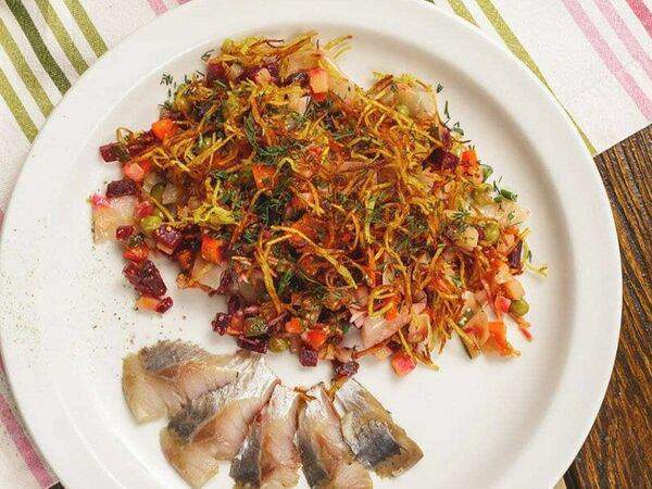 Сельпо - Салат Винегрет с селедочкой