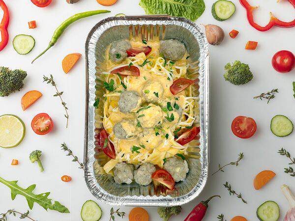 Своя кухня - Паста с томатно-сливочным соусом и фрикадельками