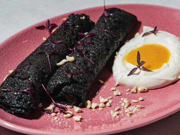 Art Cafe - Блины с лососем и сливочным сыром