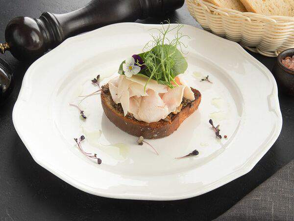 La Scala Trattoria Ignazio - Брускетта на хлебе бриошь с миксом грибов и индейкой