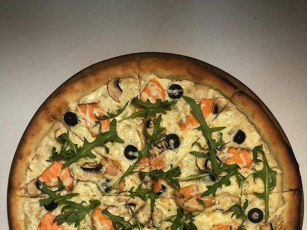 Центр плова Али-Баба - Пицца с лососем