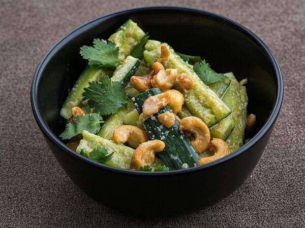 Халасё - Битые огурцы по-китайски