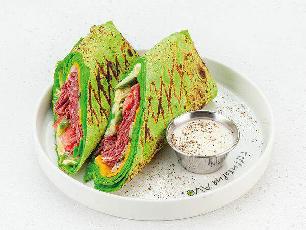 AVO Kitchen & Bar - Shava Guilty Pleasure с пастрами