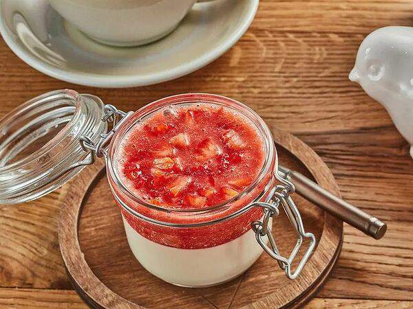 Сыроварня - Панна-котта со свежей клубникой