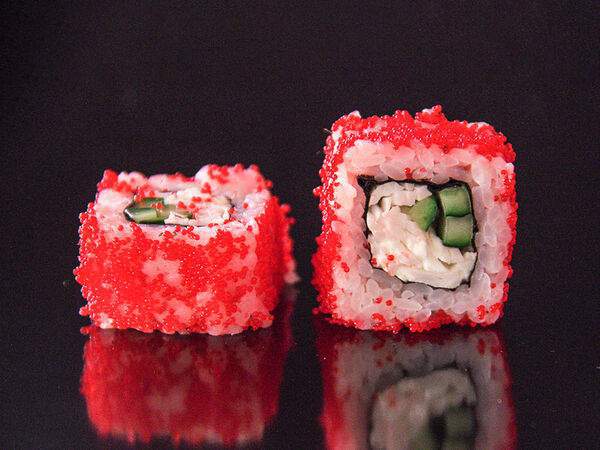 Мегаполис - Ролл Калифорния со снежным крабом