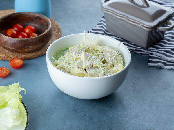 Славный кофе - Паста с курицей в сливочном соусе песто