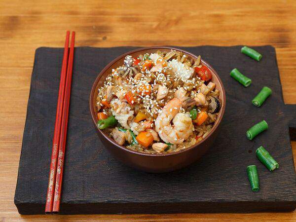 Satoshi - Рис с морепродуктми