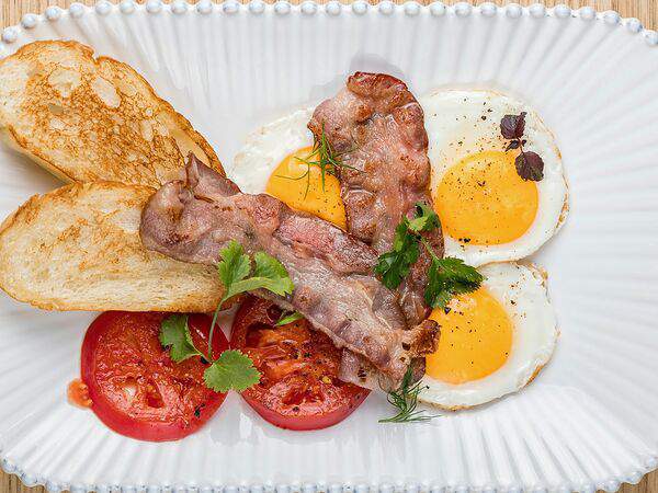 Milovita - Яичница глазунья с беконом