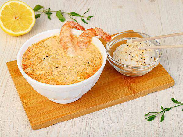 Суши Love - Том ям с креветкой