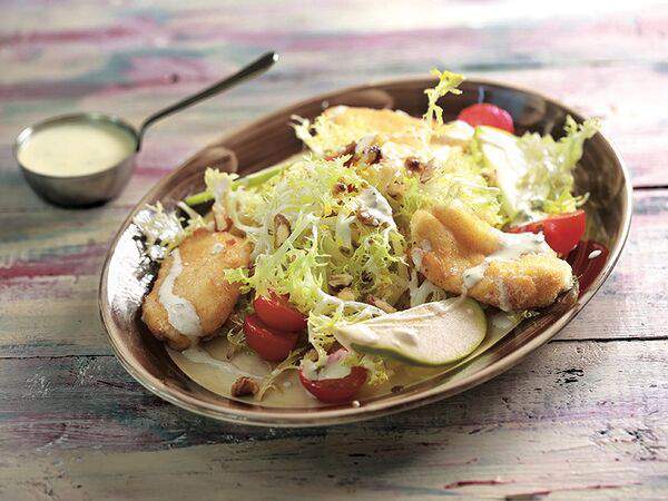 Mama Roma - Салат с моцарелла фритта и соусом Горгонзола