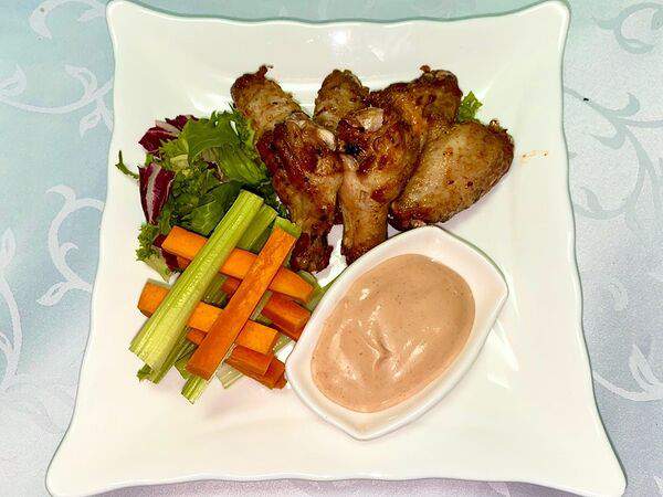 Кадриль - Куриные крылышки с соусом