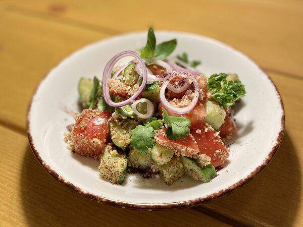 Чача-Рача - Салат овощной с ореховой заправкой