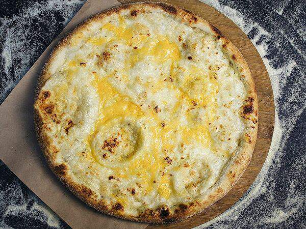 Local pizza - Фамилия