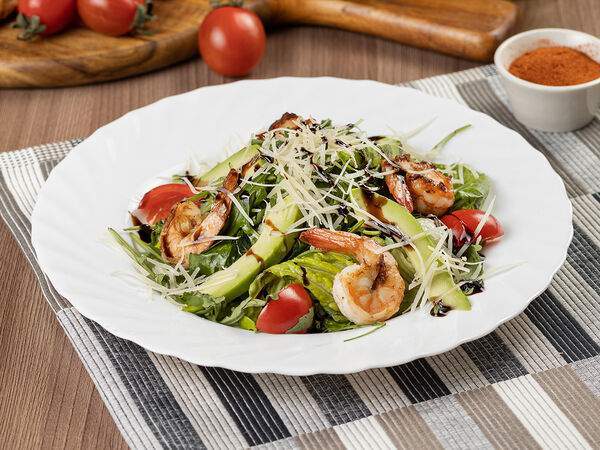 Грузинский дворик - Салат Пражский