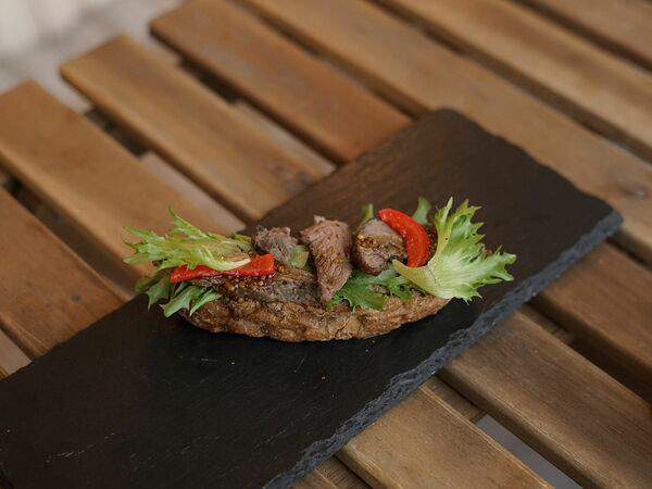 Брускетта - С ростбифом