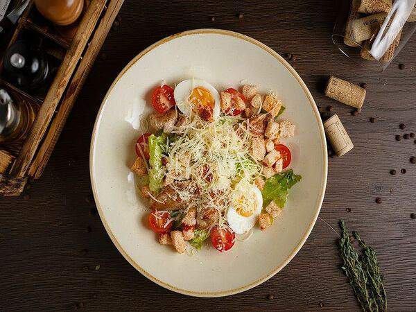 Вершина - Цезарь с курицей