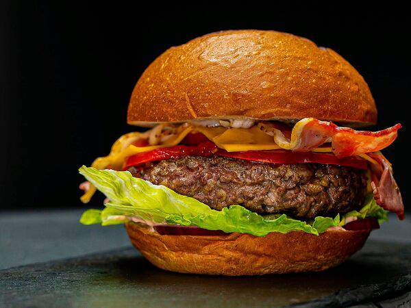 Magma food - Бургер из говядины