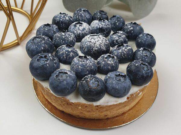 Тили тесто - Тарталетка с кремом шантильи и голубикой