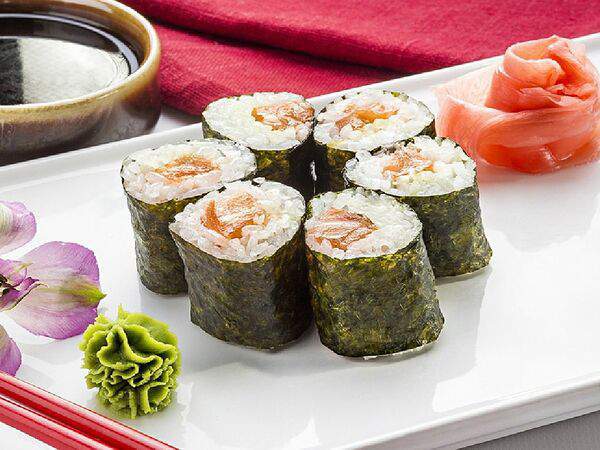 Villa Ченто - Ролл с лососем-крем