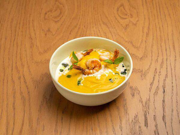 Бруни - Крем-суп из тыквы с тигровыми креветками