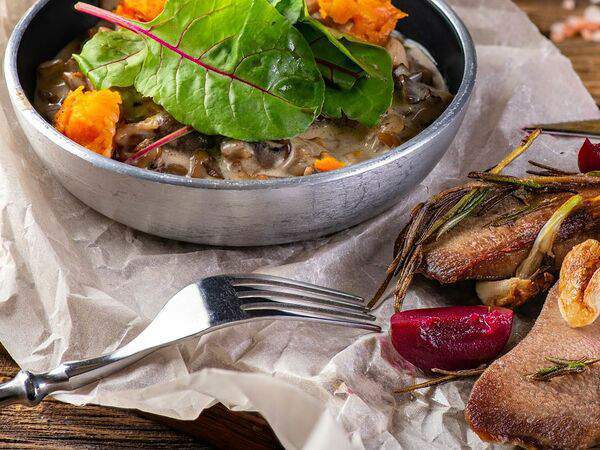 Вепрево колено - Язык на гриле