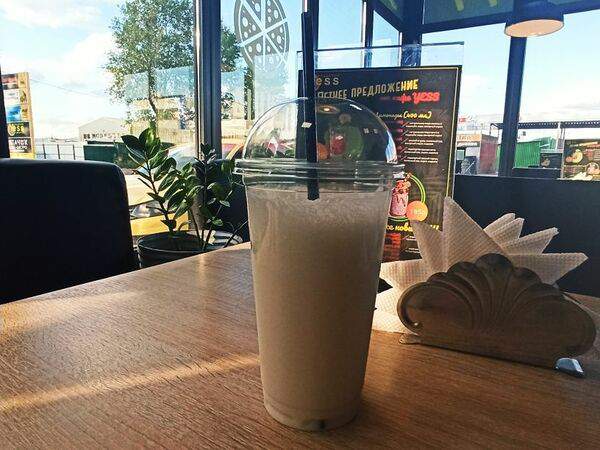 Кафе-пиццерия Yess - Молочный коктейль Пина Колада