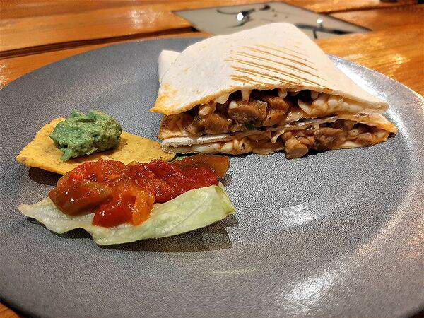 The OX - Кесадилья