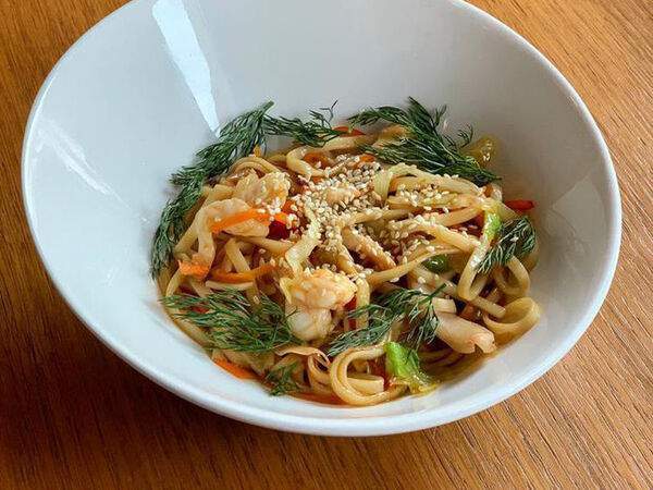 Traveler's coffee - Лапша Вок с морепродуктами