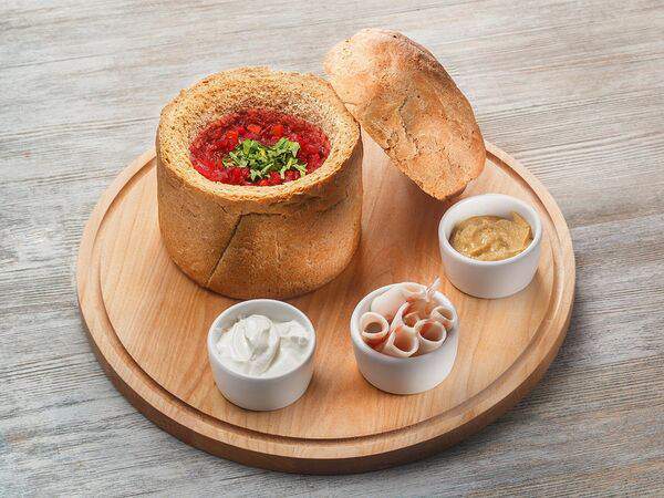 Chester Art Pub - Борщ в хлебе