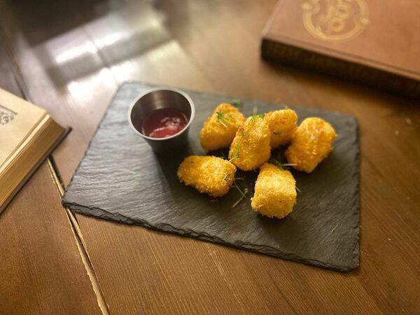 Bretzel - Сыр Бри в панировке