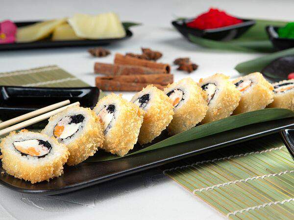 Чентуриппе - Ролл Сяке Темпура