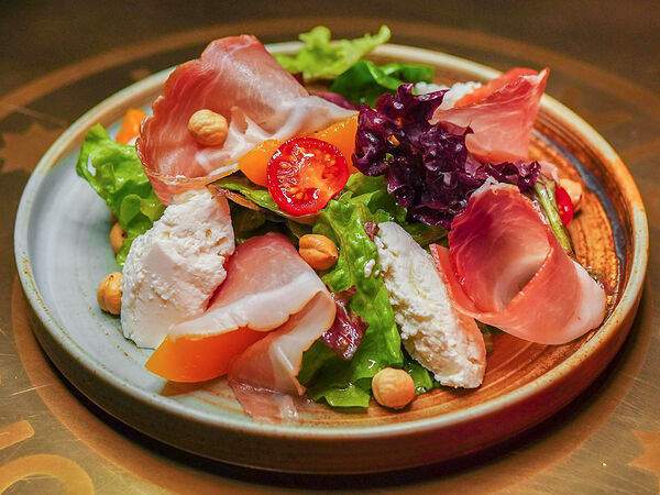 Ресторан 101 - С пармской ветчиной