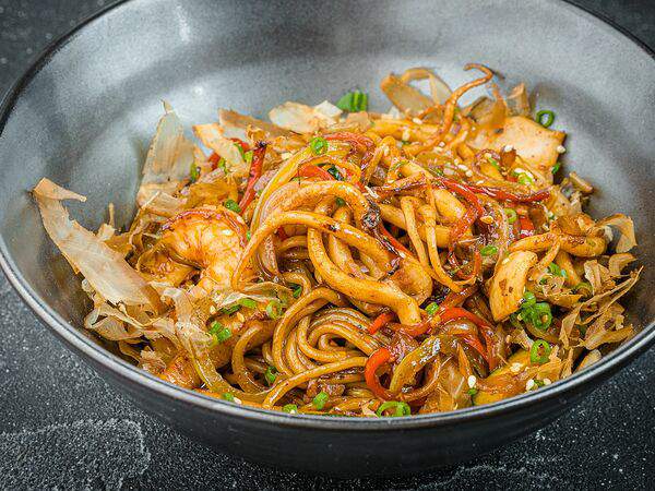 Jimoto - Соба с морепродуктами