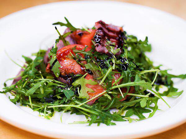 Капитал Grill & Beer - Салат с ростбифом