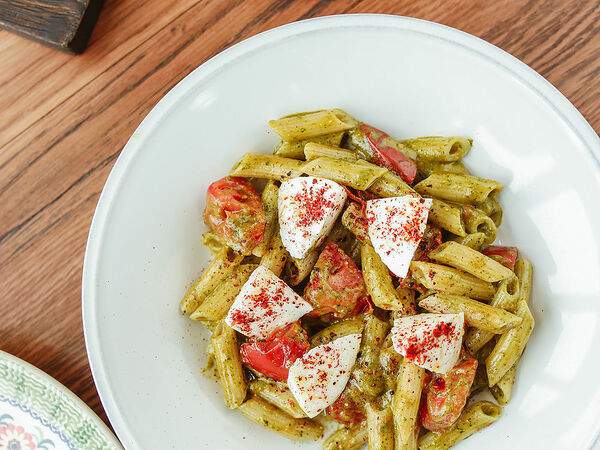 Сыроварня - Пенне с соусом песто и моцареллой