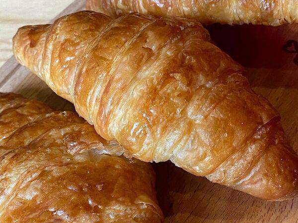 Just coffee - Круассан классический