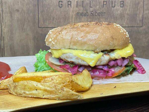 Bizon Grill Pub - Цыпа Бюст Big