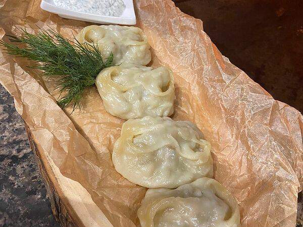 Печь & изюм - Манты с телятиной