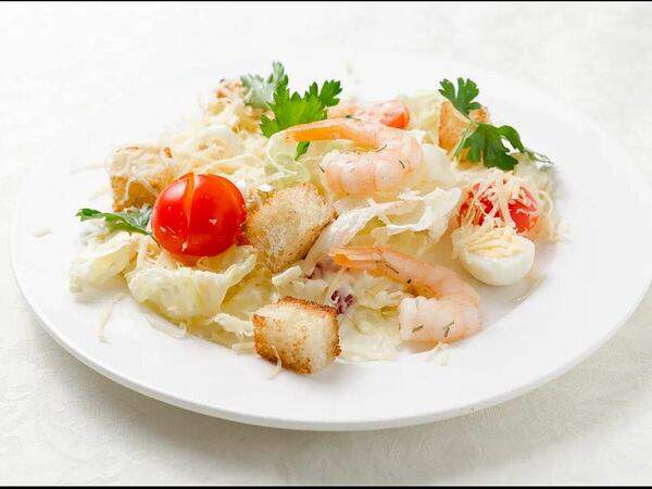 Брусника - Цезарь с креветками