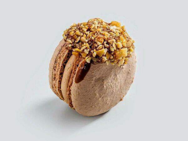 Carrie - Макаронс Сникерс