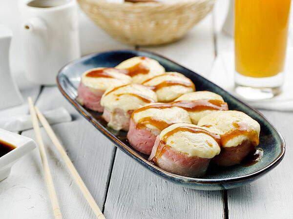 Фудзи - Ролл Персона Грата