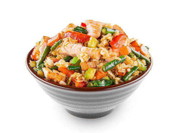 Белый рис - Тяхан с лососем в сингапурском соусе