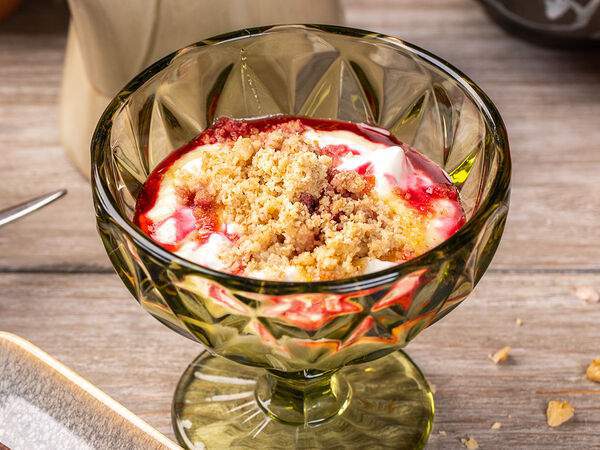 Грузинское кафе Ван Гоги - Мацони с ежевикой